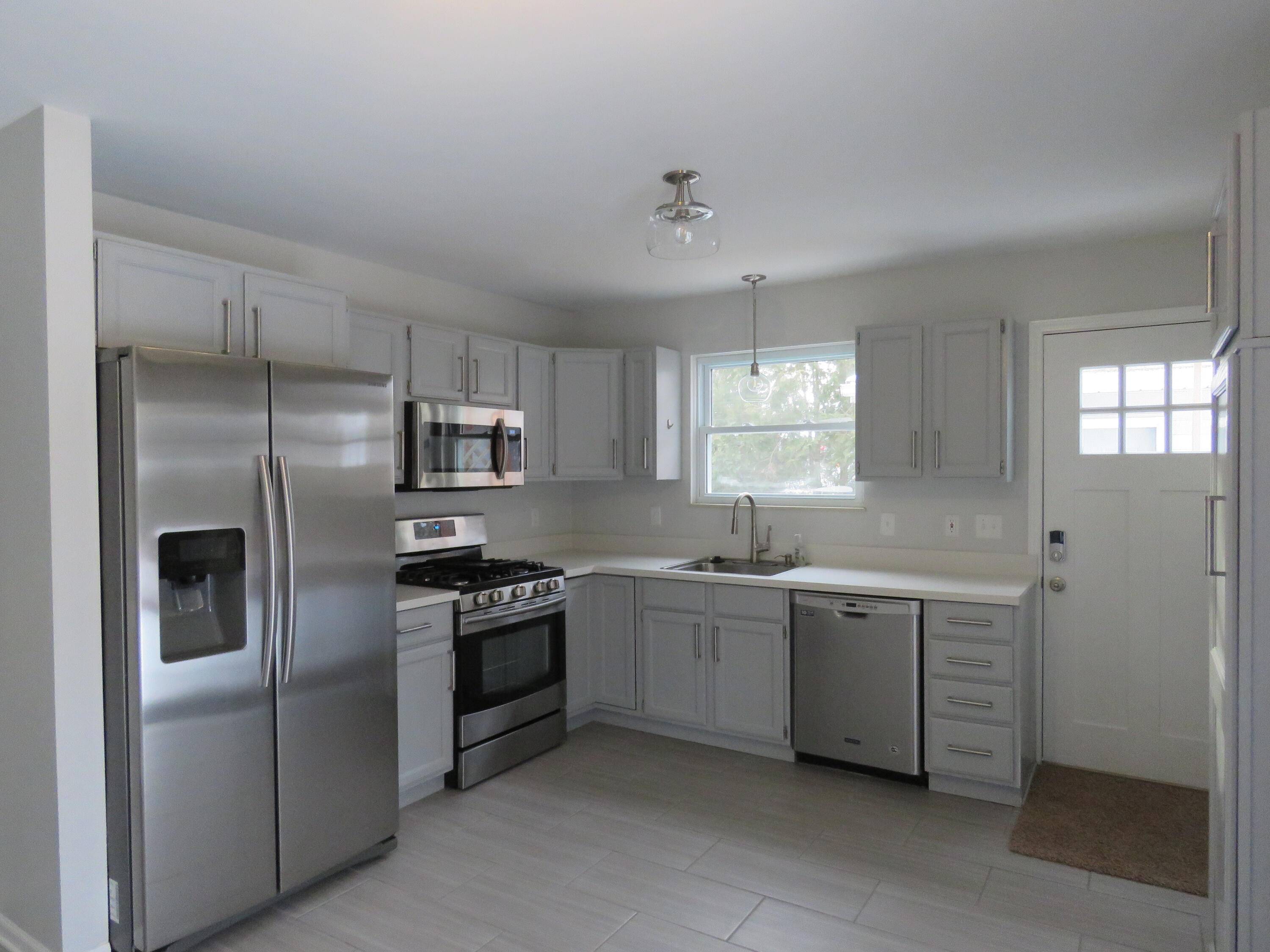 Hartland, MI 48353,3539 East ST