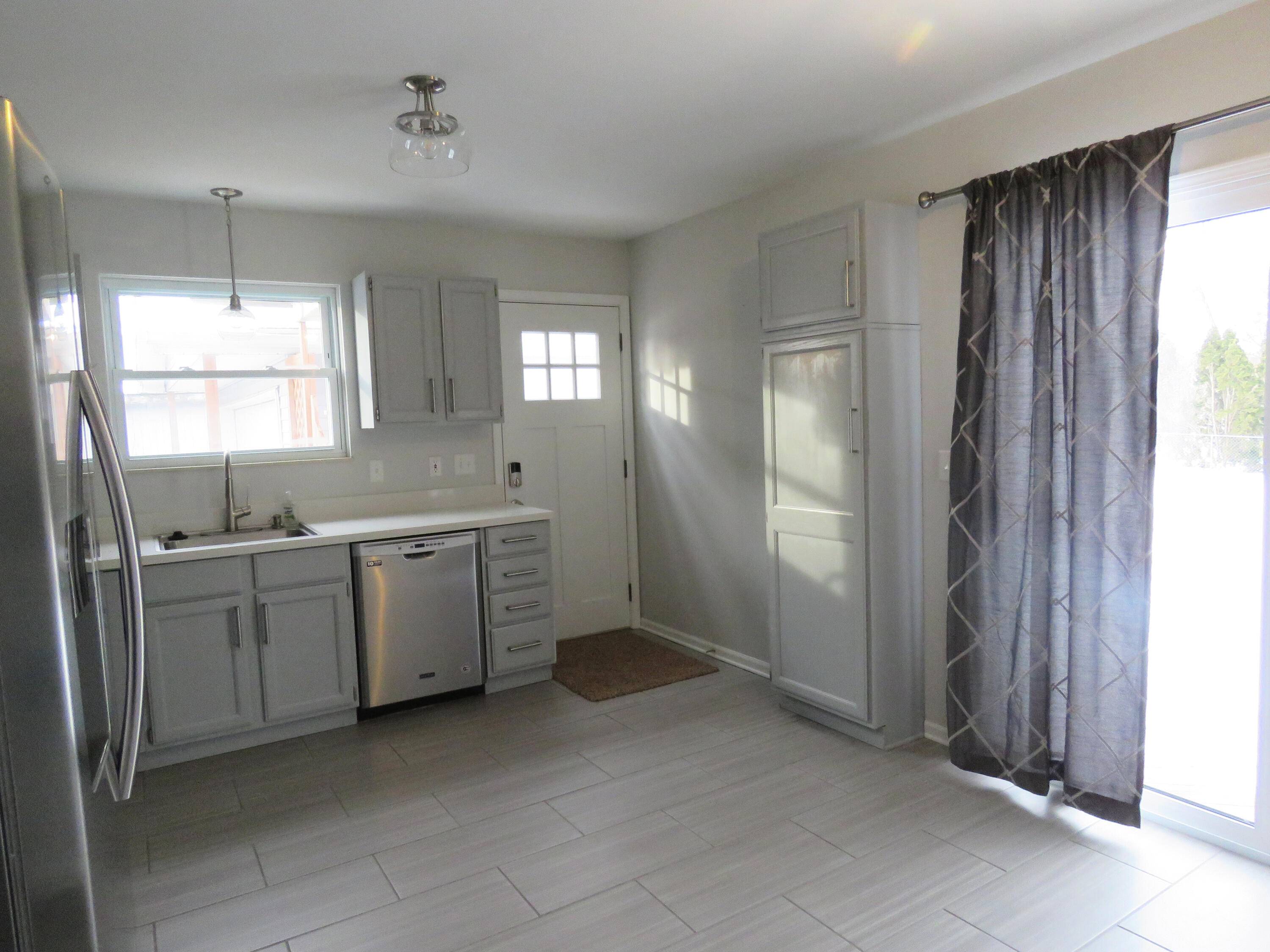 Hartland, MI 48353,3539 East ST