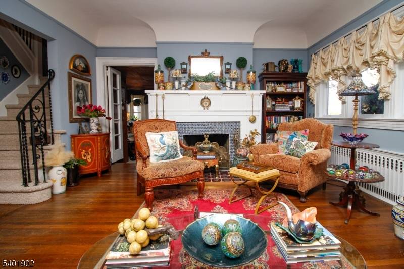 Clifton City, NJ 07011,301 3Rd St