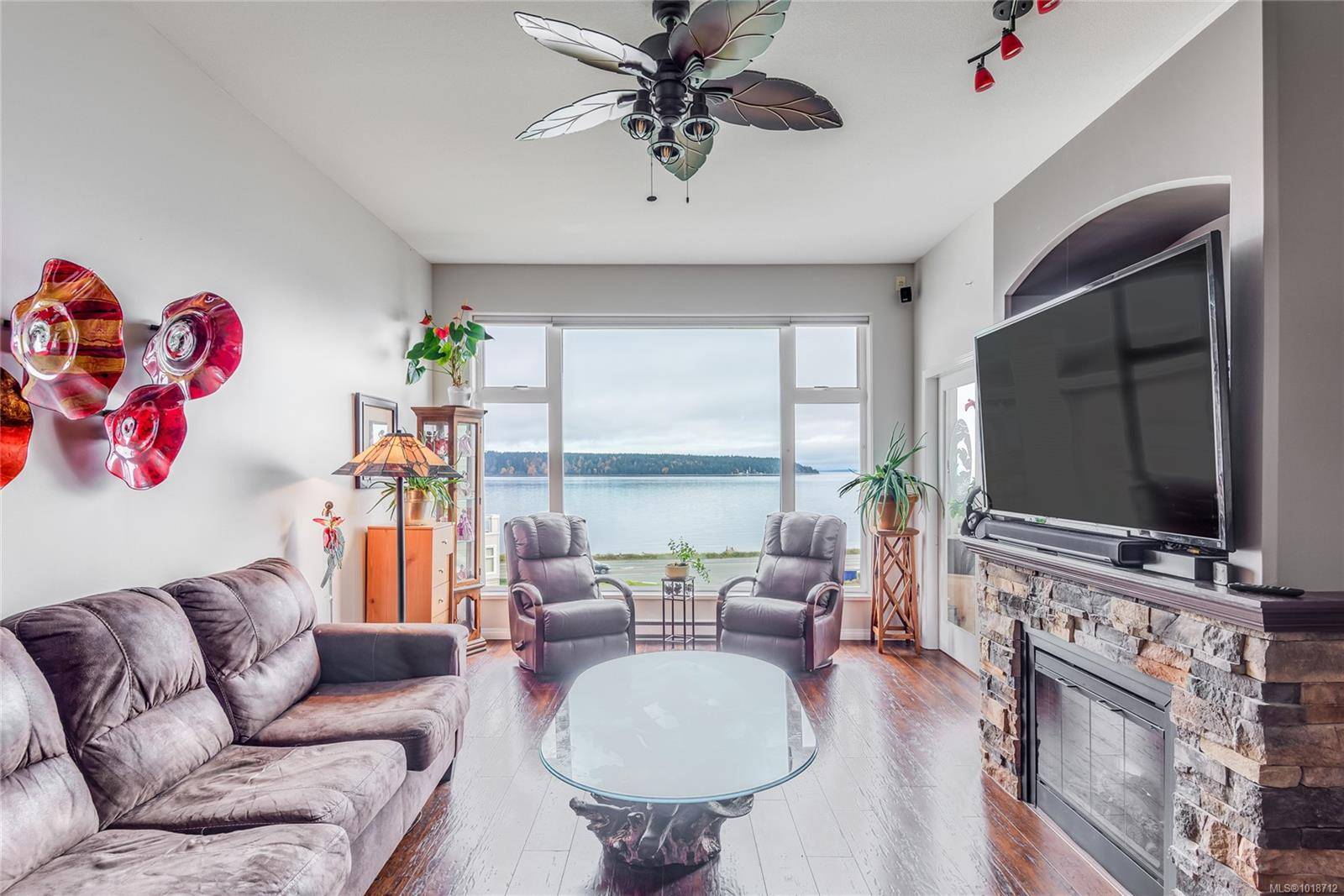 Campbell River, BC V9W 1A5,350 Island Hwy S #412