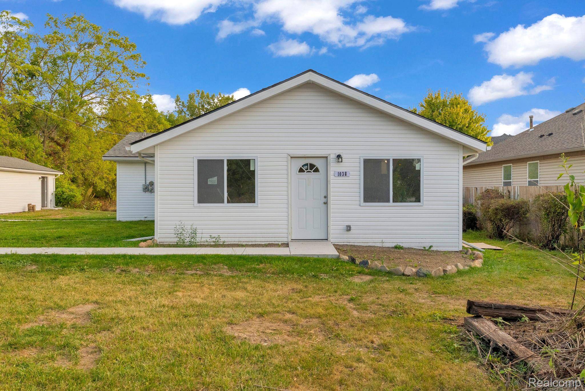 Auburn Hills, MI 48326,1038 Vinewood ST