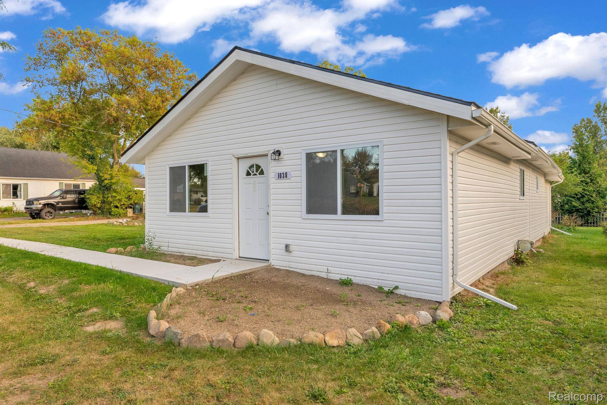 Auburn Hills, MI 48326,1038 Vinewood ST