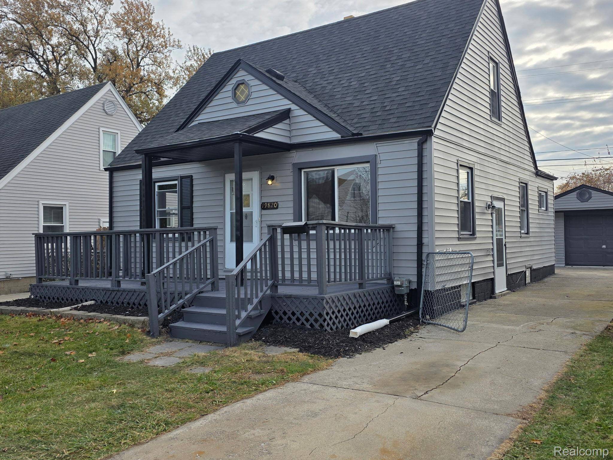 St. Clair Shores, MI 48080,19820 Avalon ST