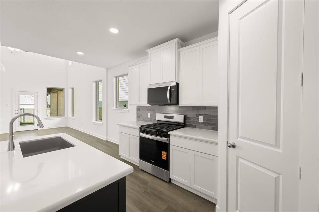 Justin, TX 76247,8825 Acorn Avenue