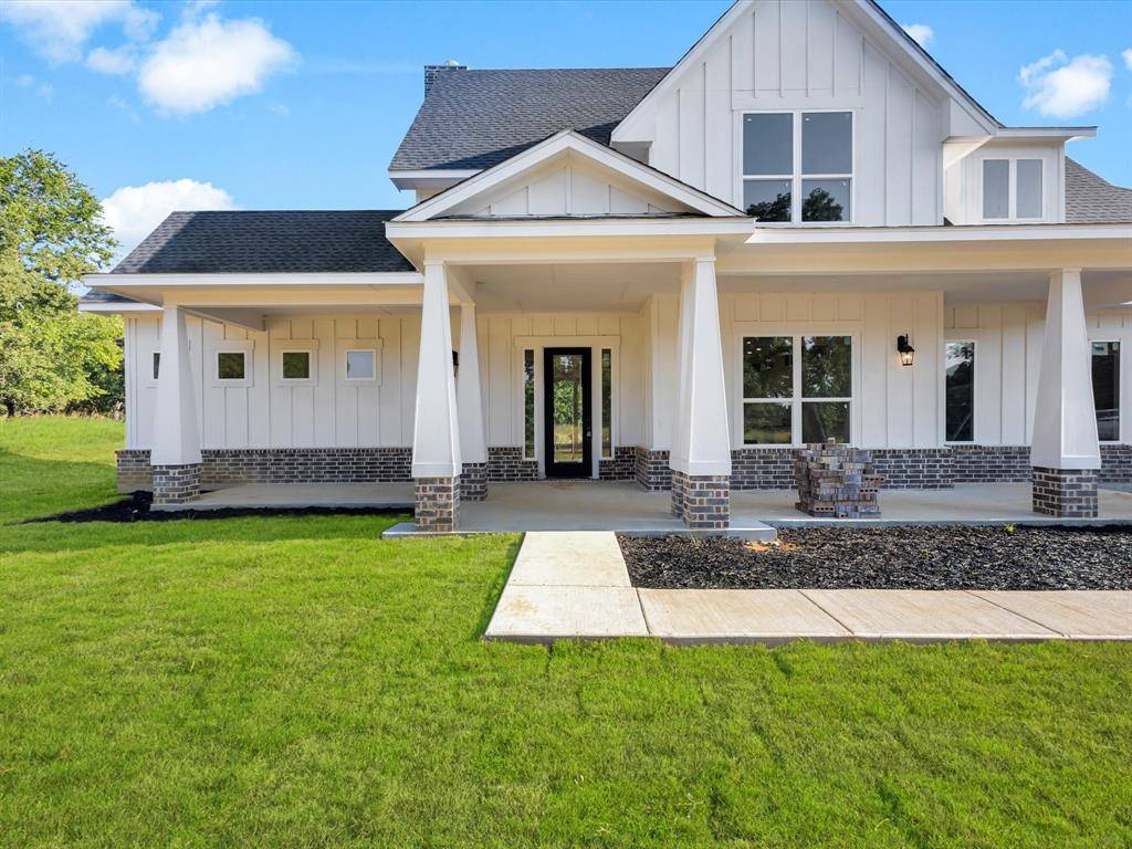 Sunset, TX 76270,247 Silver Lakes Drive