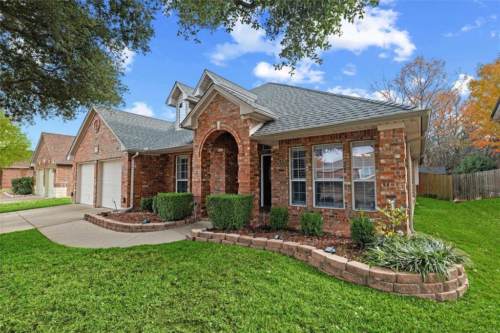 Grand Prairie, TX 75052,5867 Grayco Drive