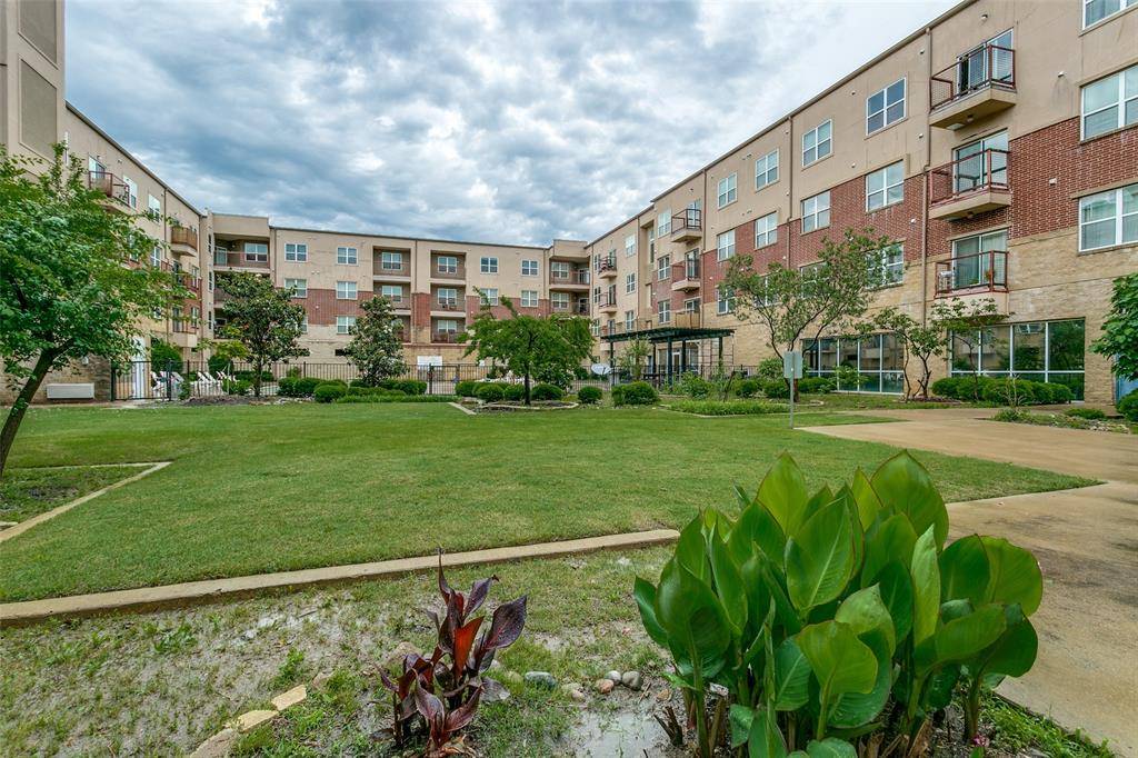 Carrollton, TX 75006,1100 W Trinity Mills Road #3005