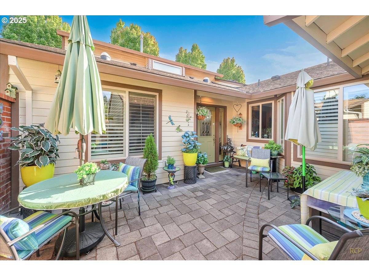 Portland, OR 97224,10290 SW GREENLEAF TER