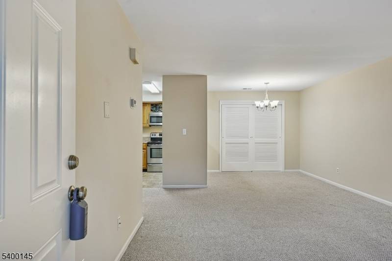 Bedminster Twp., NJ 07921,11 Ray Court #11