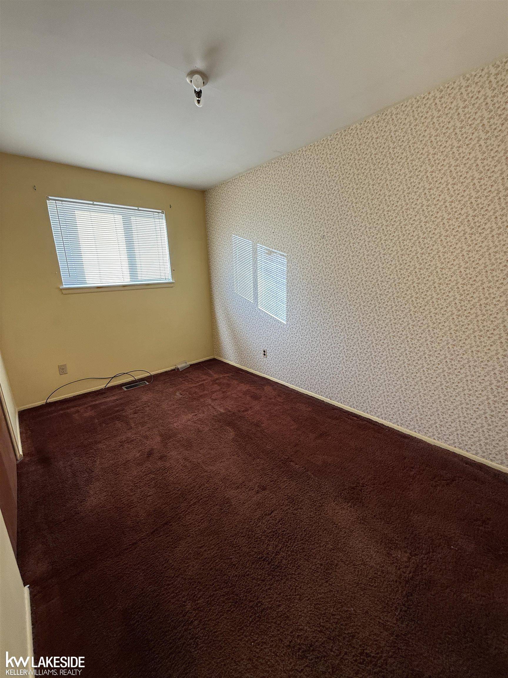 Warren, MI 48088,30428 Iroquois DR