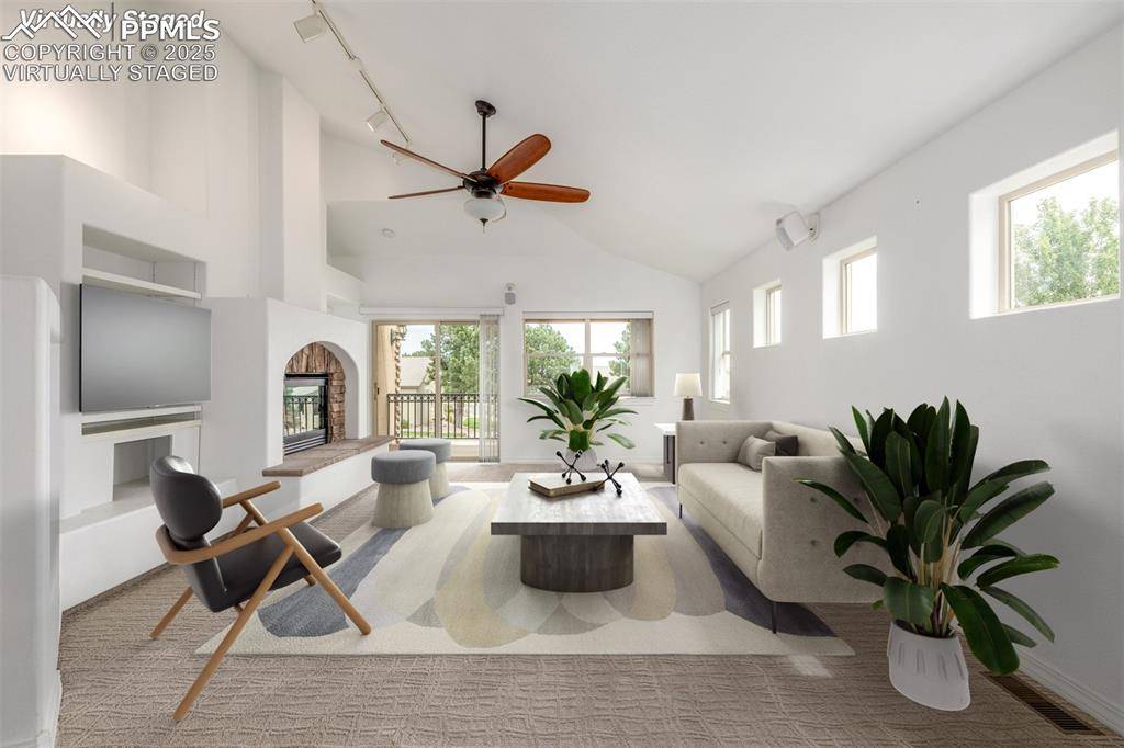 Colorado Springs, CO 80919,5863 Via Verona VW