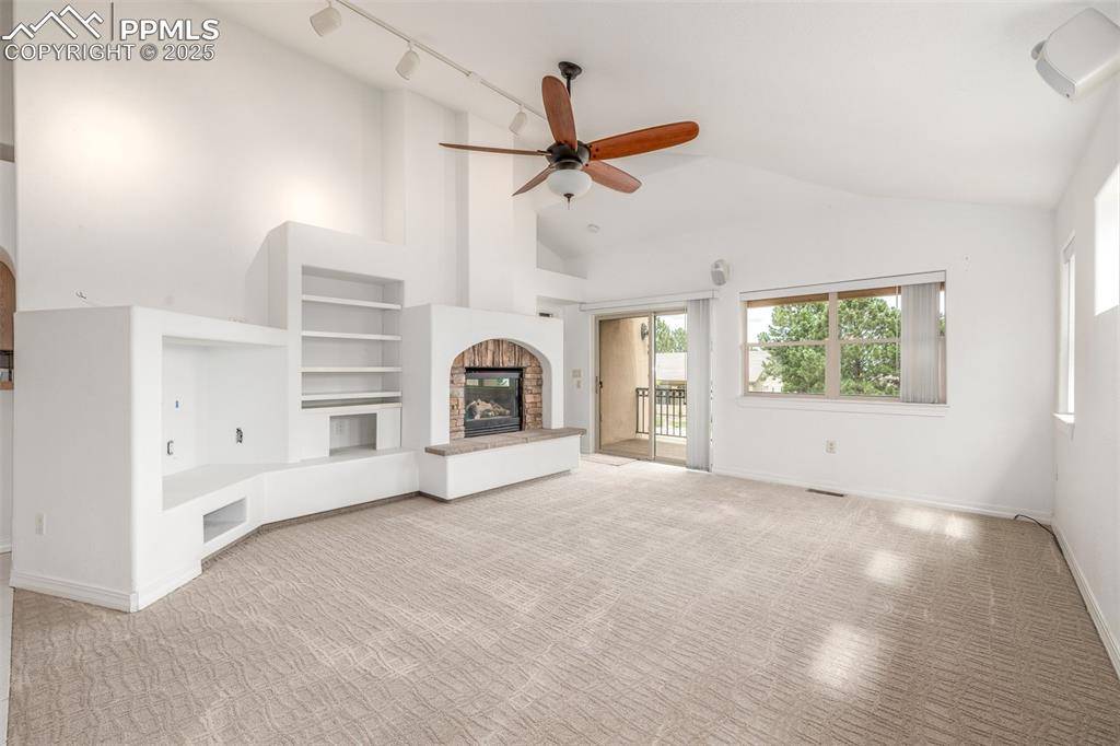 Colorado Springs, CO 80919,5863 Via Verona VW