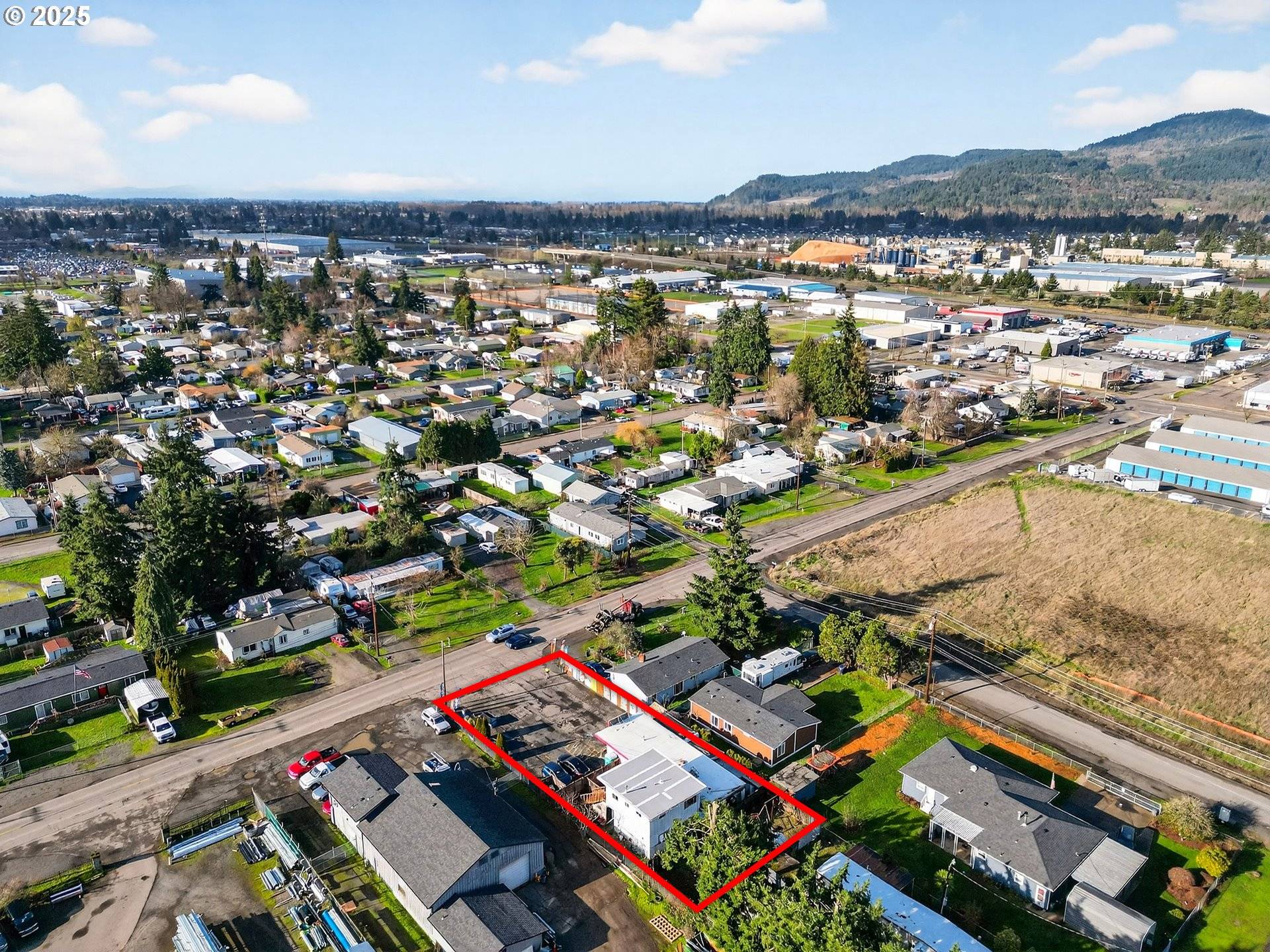 Springfield, OR 97478,1279 35TH ST