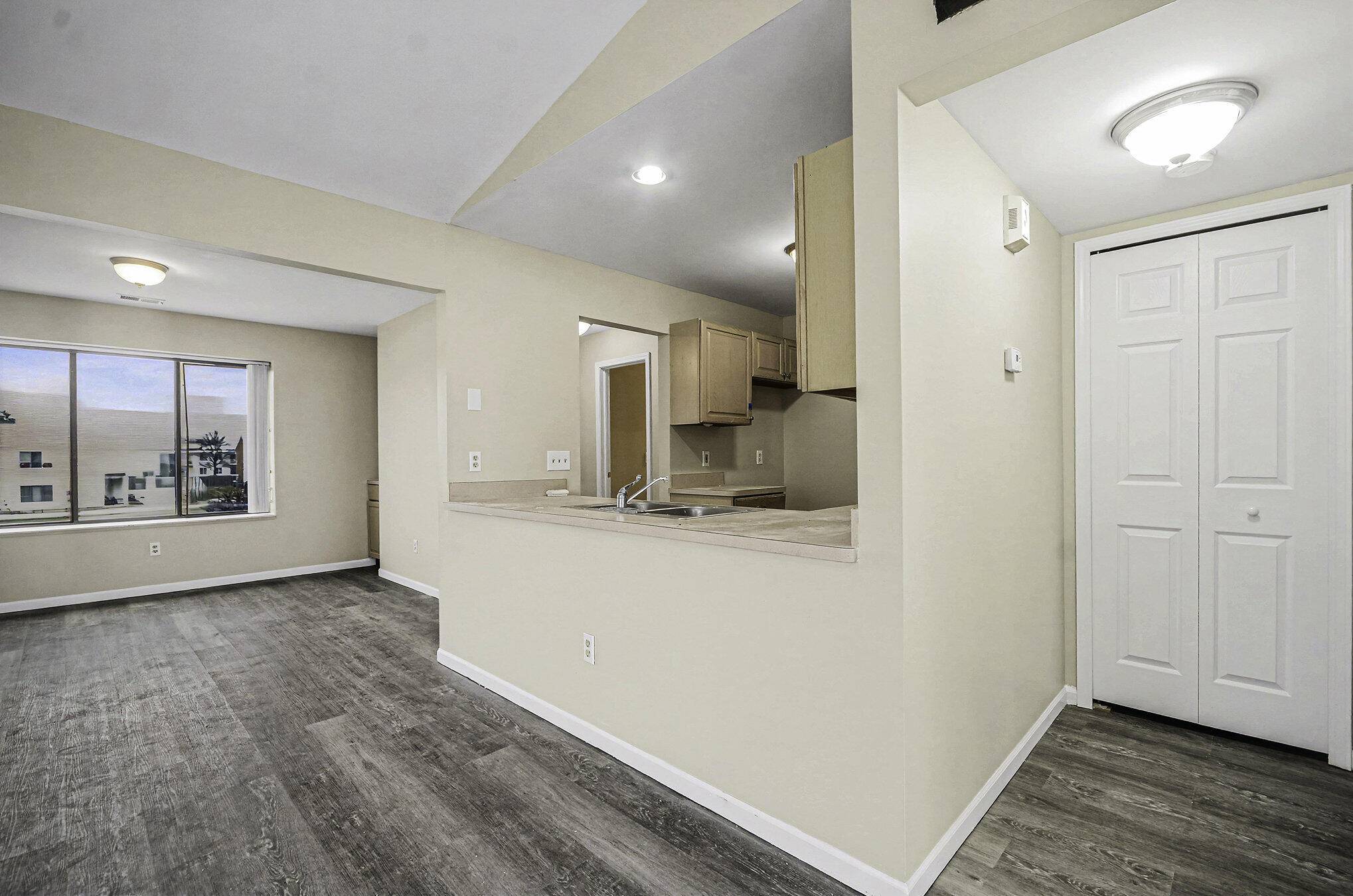 Roseville, MI 48066,30657 Hidden Pines LN