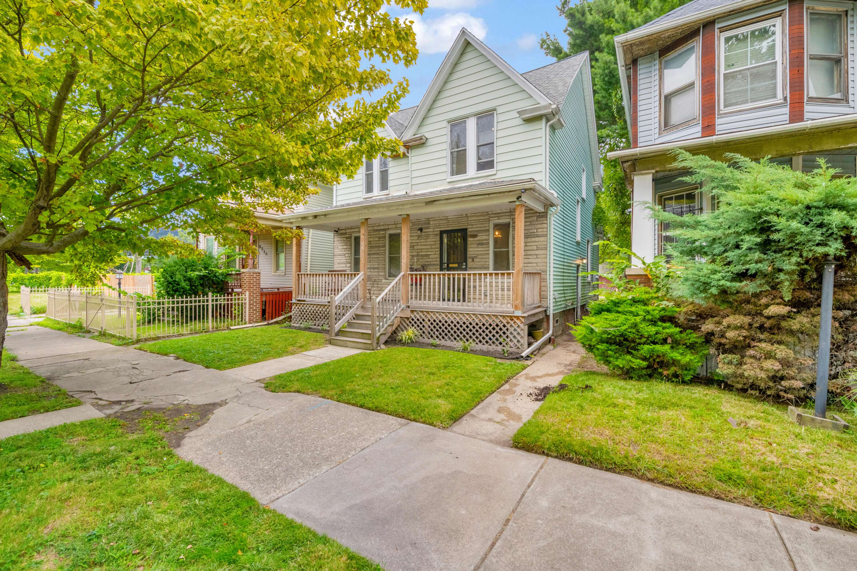 Detroit, MI 48214,2270 Parker ST