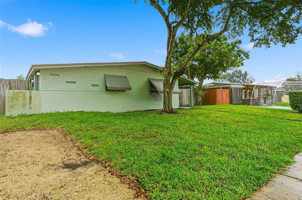 Davie, FL 33314,5711 SW 37th Ct