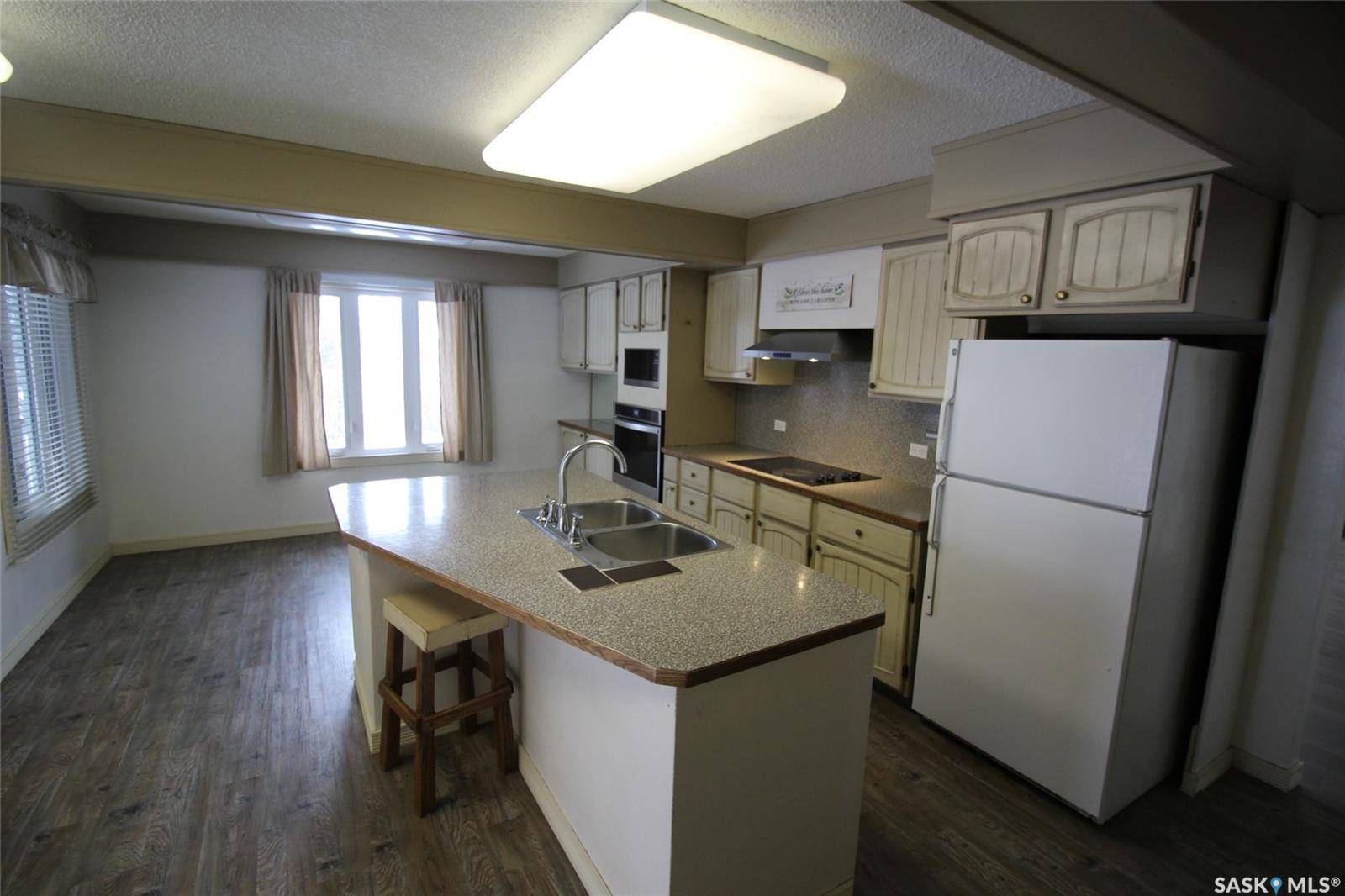 Frontier, SK S0N 0W0,Rural Address