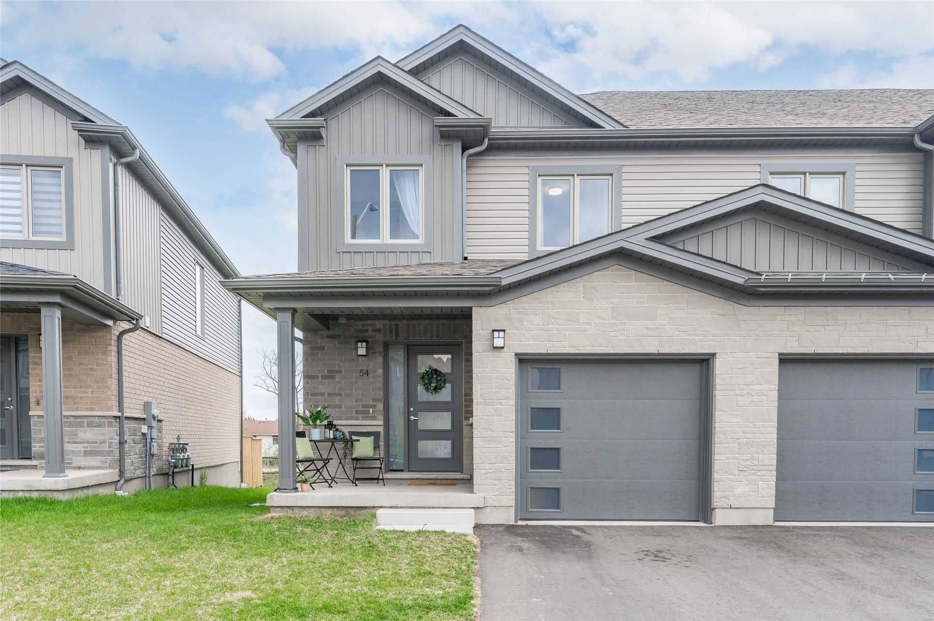 Cambridge, ON N1R 0B9,54 Nieson ST