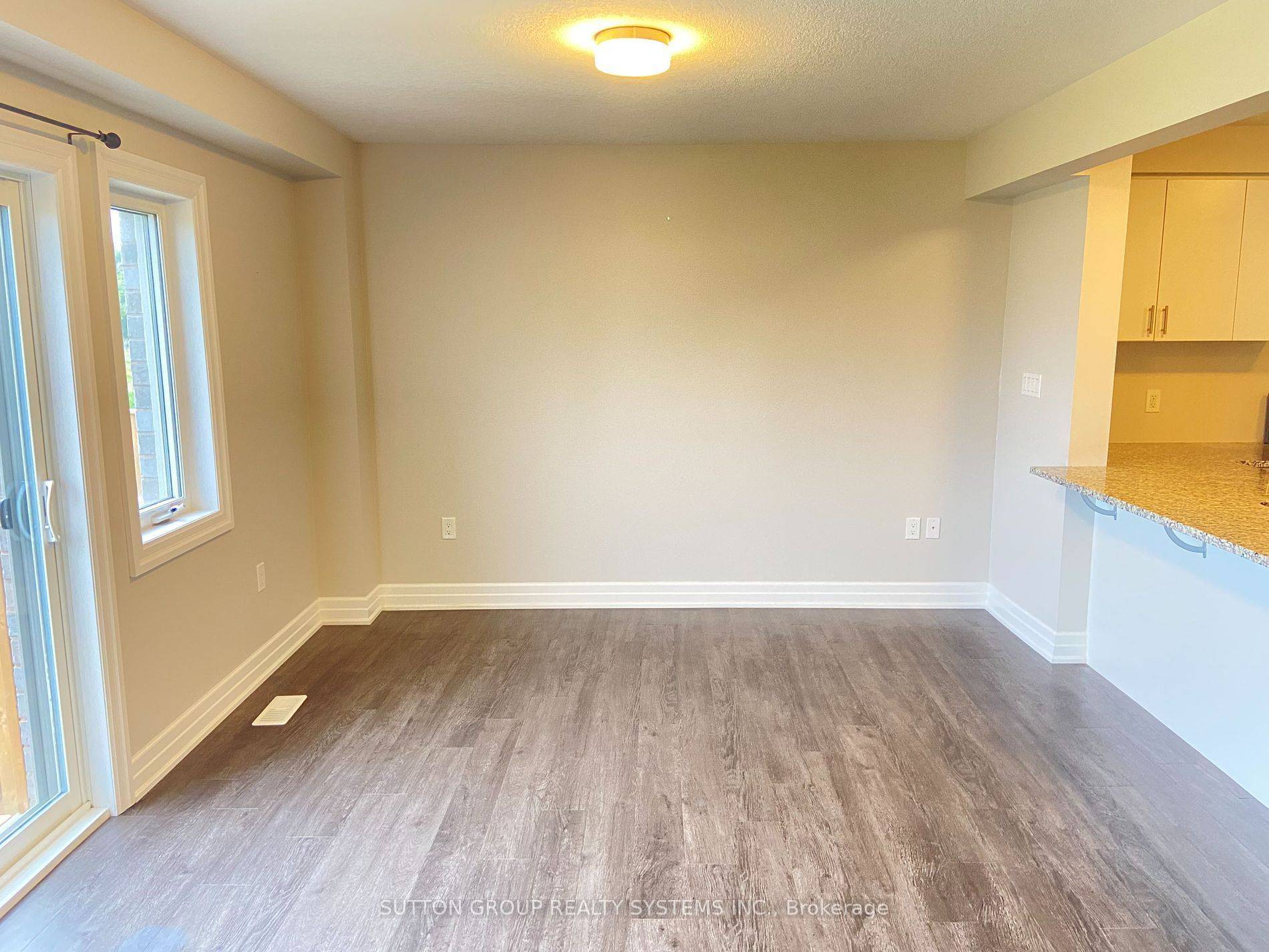 Cambridge, ON N1R 0B9,54 Nieson ST