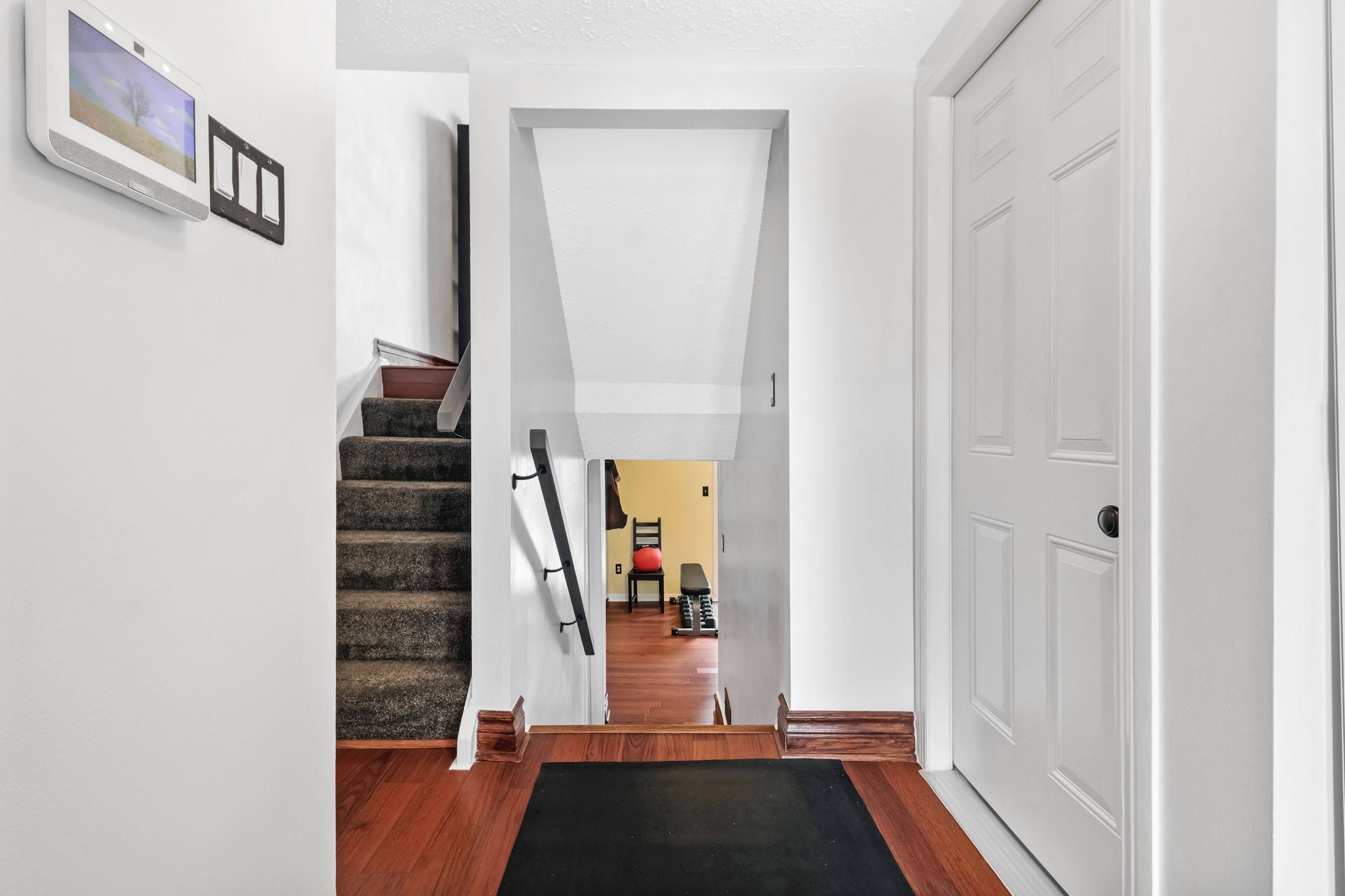 Hunt Club - Windsor Park Village And Area, ON K1V 9T3,3205 Uplands DR