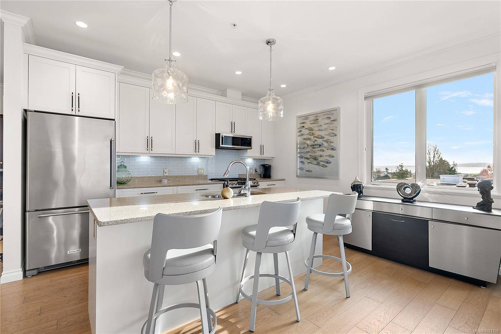 Sidney, BC V8L 0C3,2409 Bevan Ave #PH403