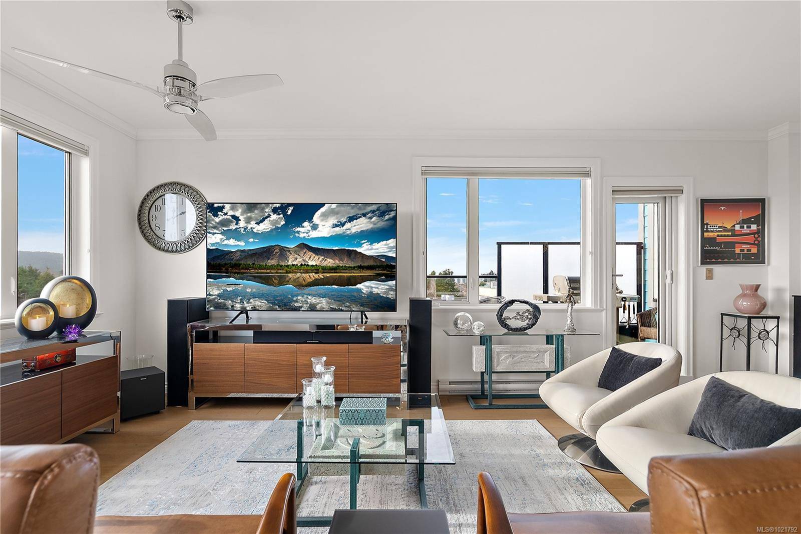 Sidney, BC V8L 0C3,2409 Bevan Ave #PH403