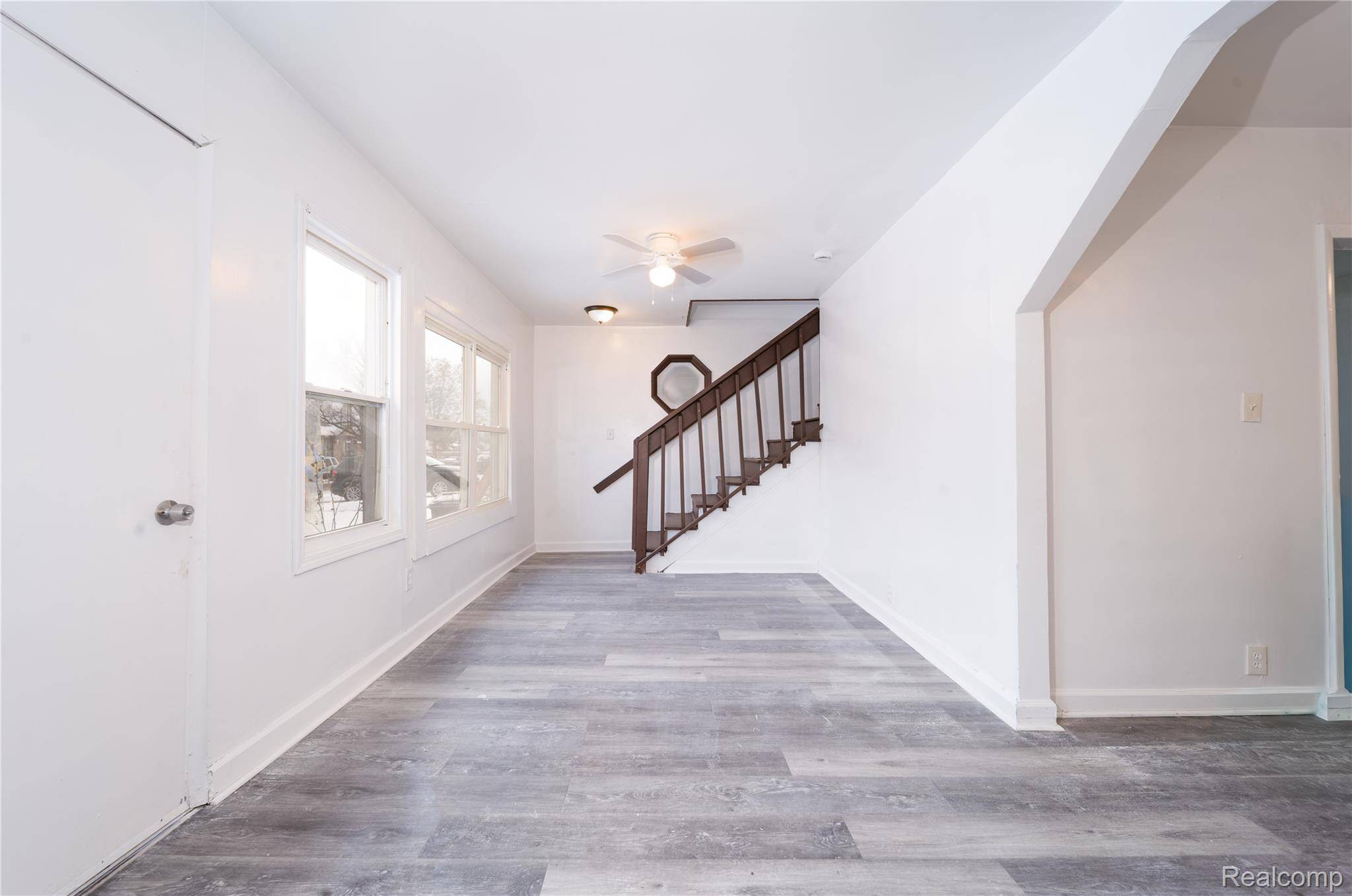 Detroit, MI 48228,8863 Vaughan ST