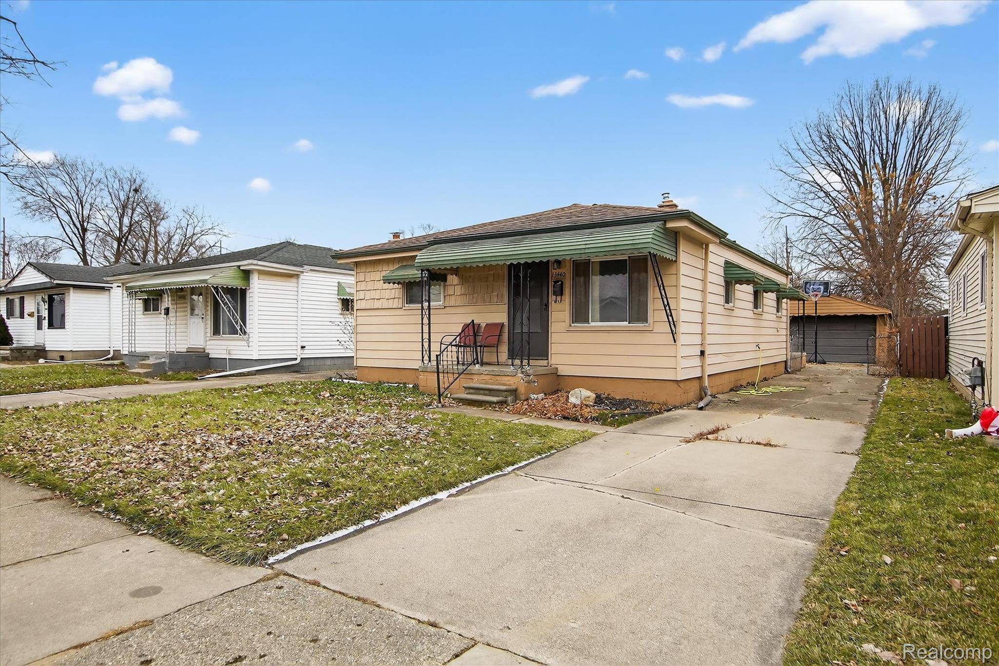 Warren, MI 48089,13440 Charlotte AVE