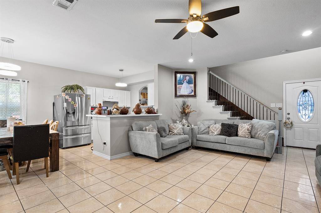 Dallas, TX 75228,10015 Santa Garza Drive