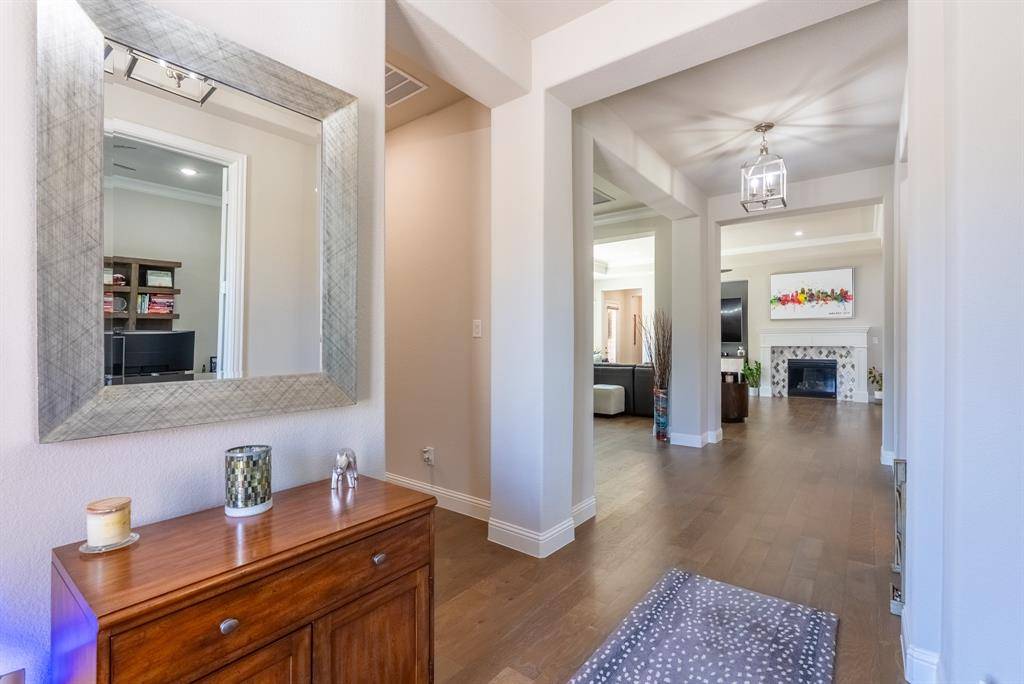 Arlington, TX 76005,1806 Birds Fort Trail