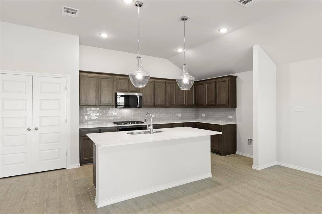 Terrell, TX 75160,116 Coyote Circle