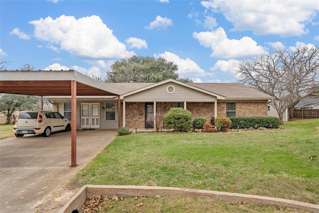 Lorena, TX 76655,112 David Reese Drive