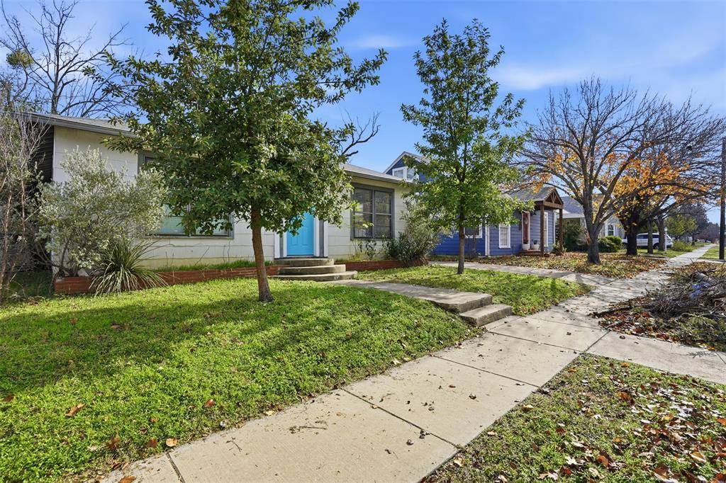 Fort Worth, TX 76110,2517 Wayside Avenue