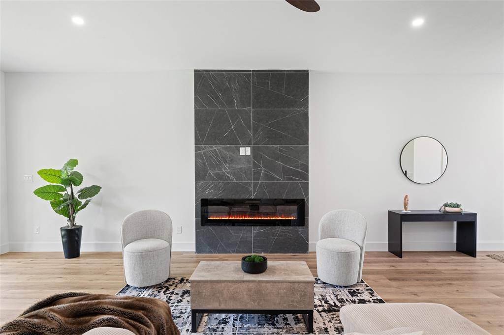 Dallas, TX 75215,2828 Rochester Street