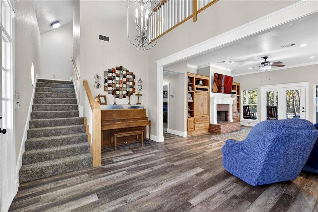 Scurry, TX 75158,8355 Village Glen Lane