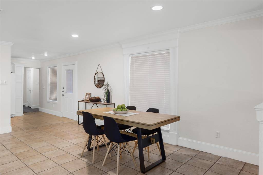 Fort Worth, TX 76109,3536 Suffolk Drive