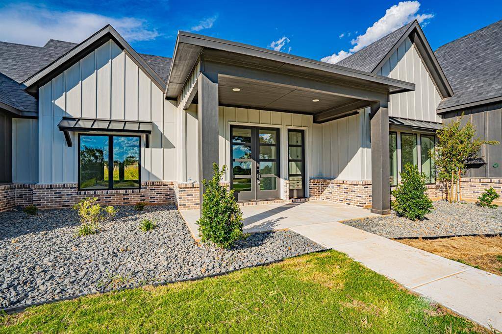 Granbury, TX 76048,554 Helena Drive