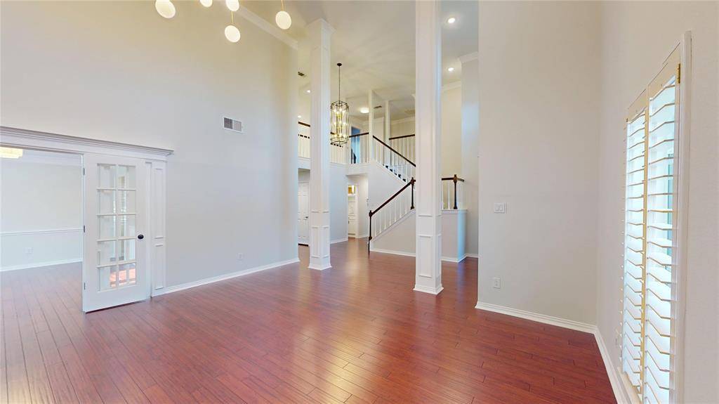 Arlington, TX 76001,7206 Forestwind Court