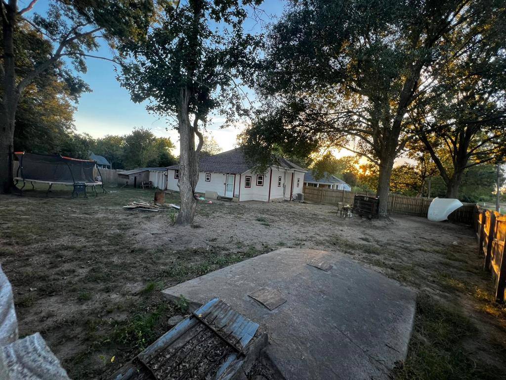 Winnsboro, TX 75494,201 S Post Oak Street