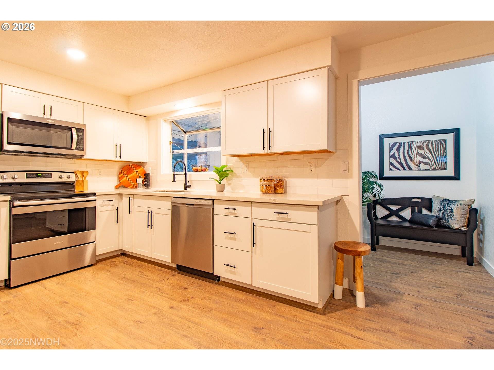 Eugene, OR 97404,1682 HEMLOCK ST