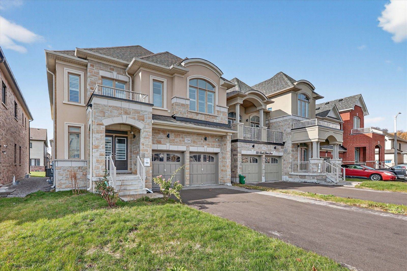 Oshawa, ON L1K 3G3,226 Ronald Guscott ST