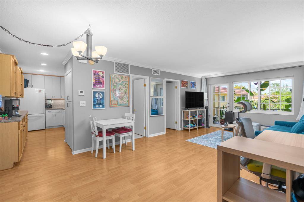 Wilton Manors, FL 33305,300 NE 19th Ct #201N