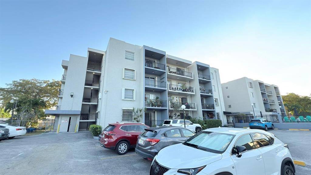 Miami, FL 33145,3181 SW 13th St #114