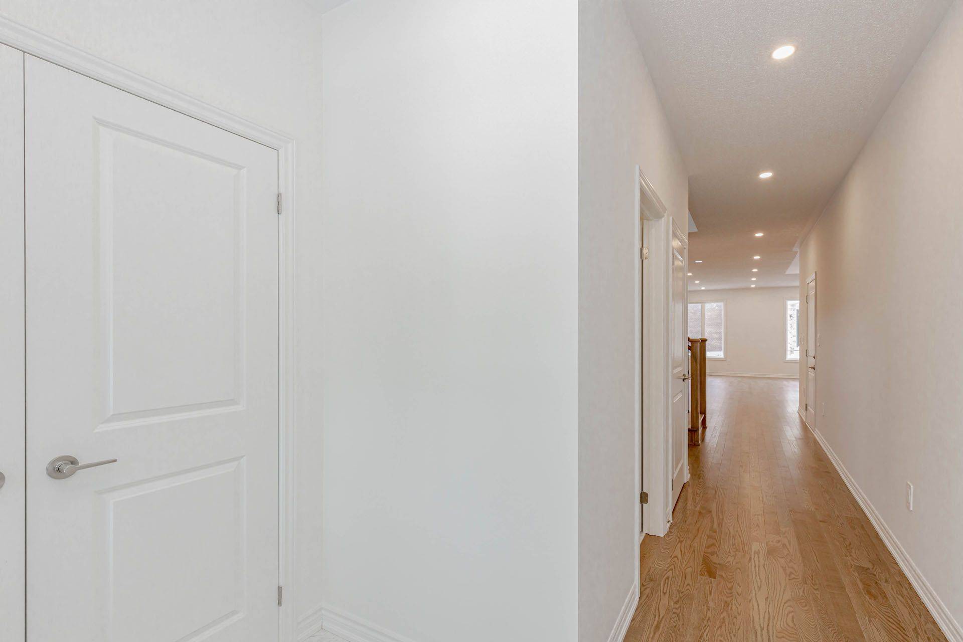 Milton, ON L9E 2E9,1480 Savoline BLVD