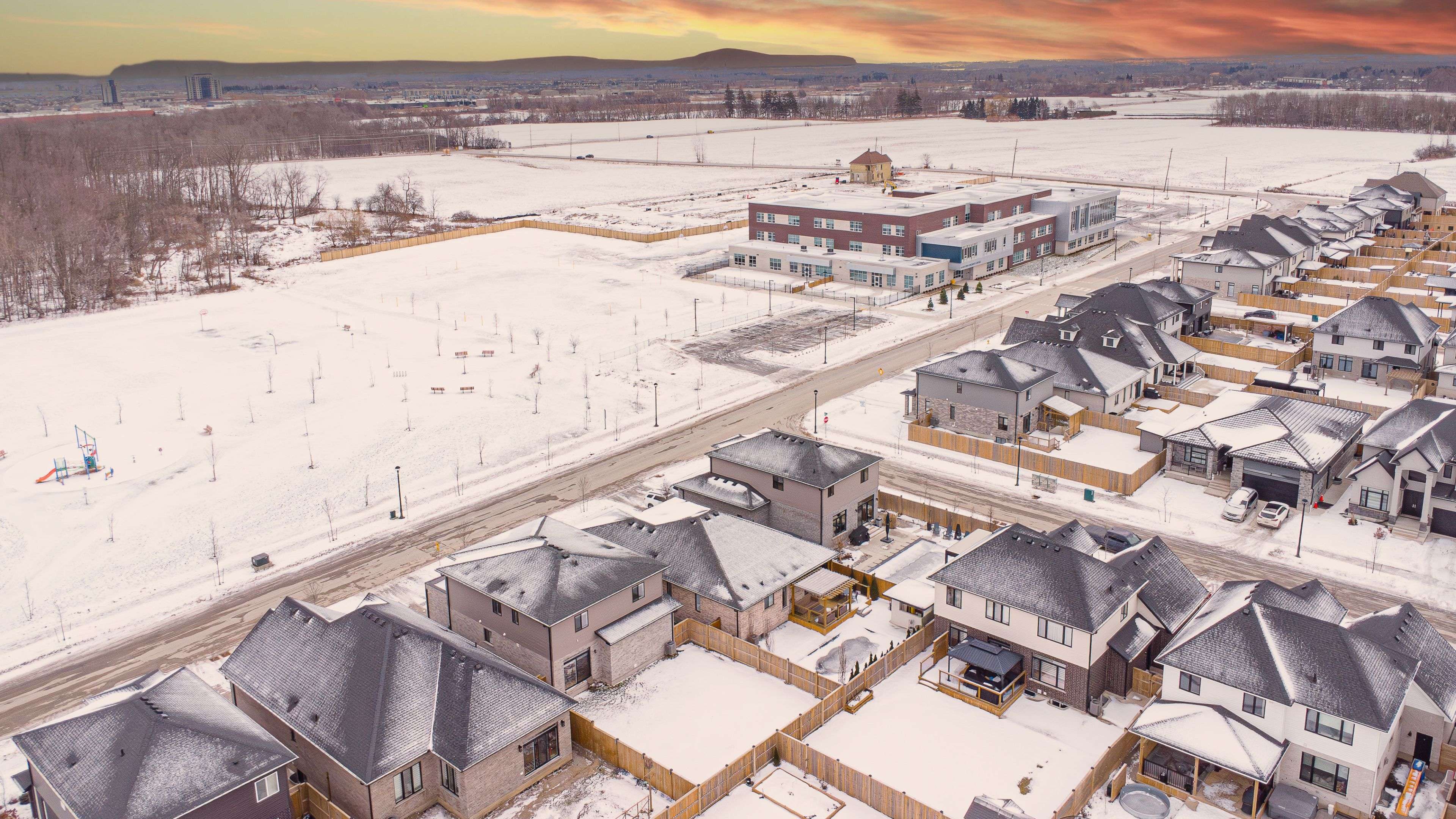 London South, ON N6P 0G5,3291 REGIMENT RD