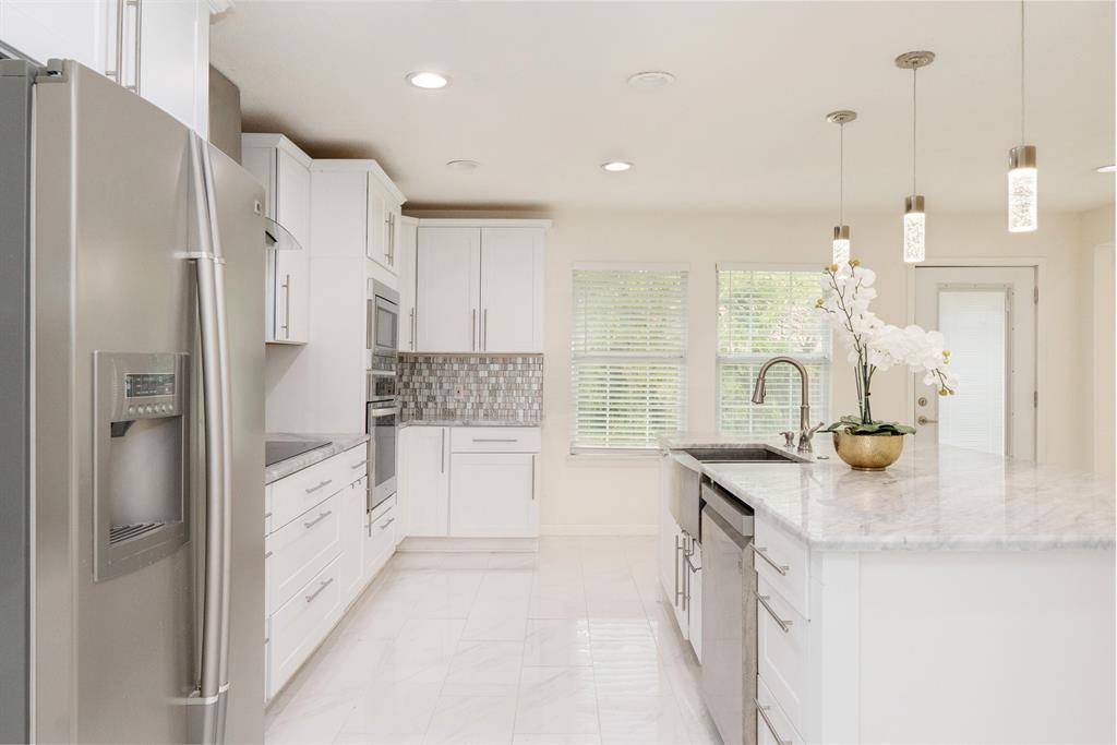 Arlington, TX 76014,215 Countryside Drive