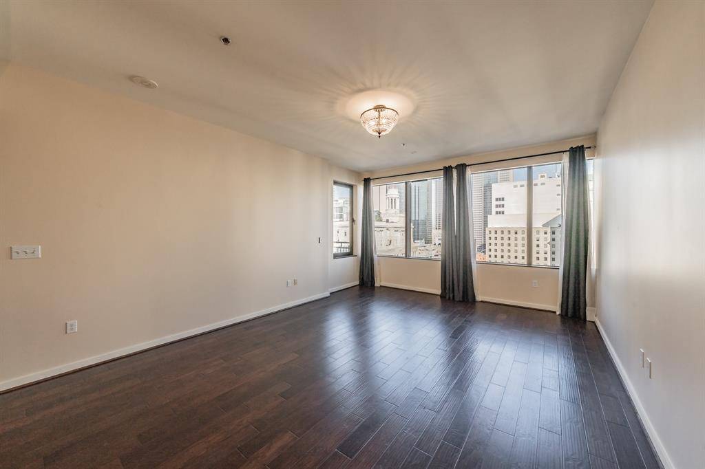 Dallas, TX 75202,1200 Main Street #2010