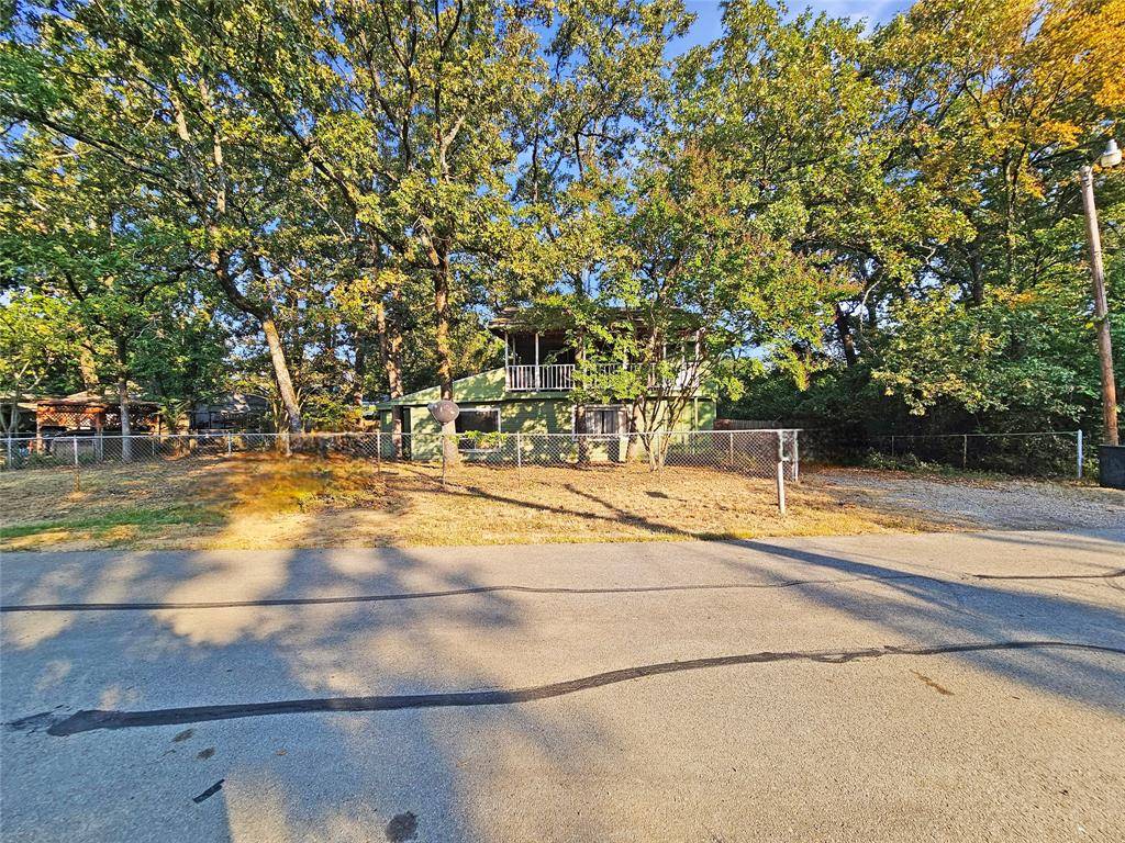 Tool, TX 75143,709 Cedarcrest Drive