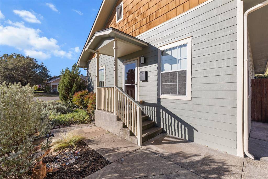 Dallas, TX 75208,425 Brighton Avenue