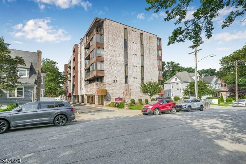 Hackensack City, NJ 07601,55 Clinton Pl #609
